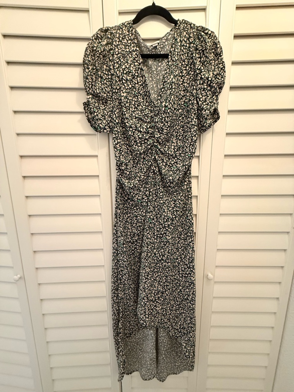 a new day Black and White Floral High-Low Midi Dress with Puff Sleeves